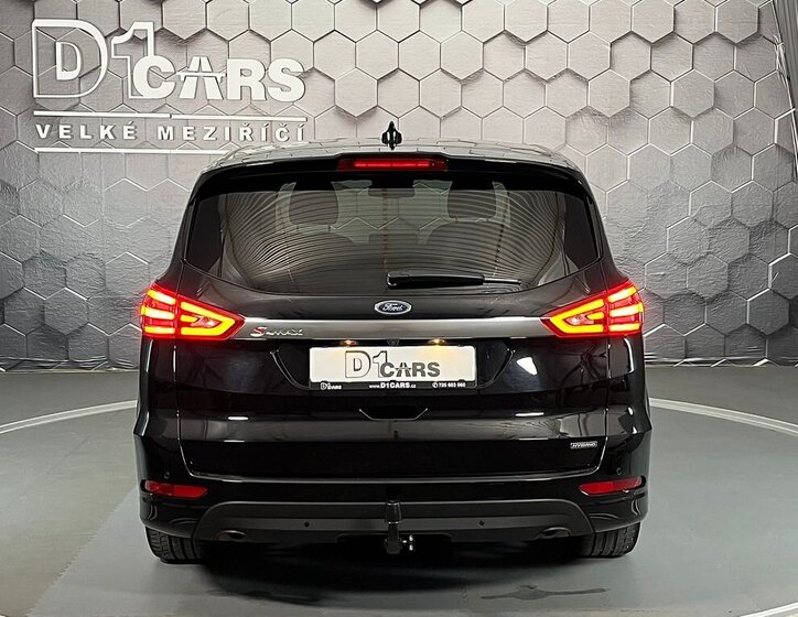 Ford S-MAX MPV 2,5 l 140 kw