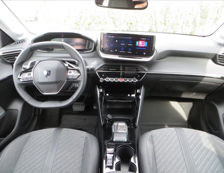 Peugeot 208 Hatchback 1,2 l 74 kw