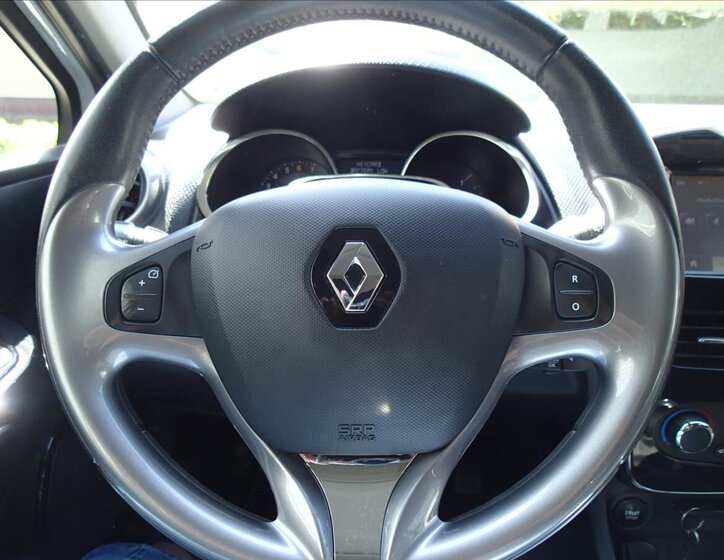 Renault Clio Hatchback 1,1 l 54 kw