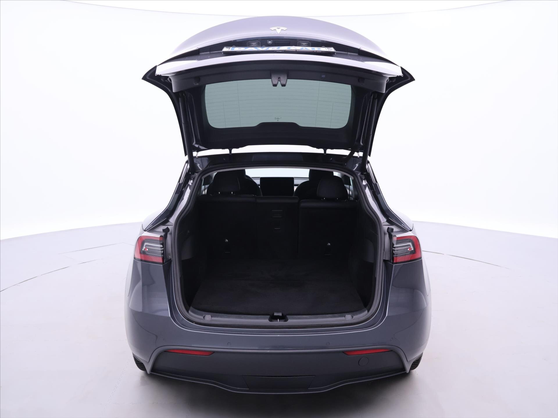 Tesla Model Y SUV / Terénní 0,0 258 kw