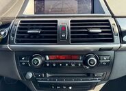 BMW X5 SUV 3,0 l 180 kw