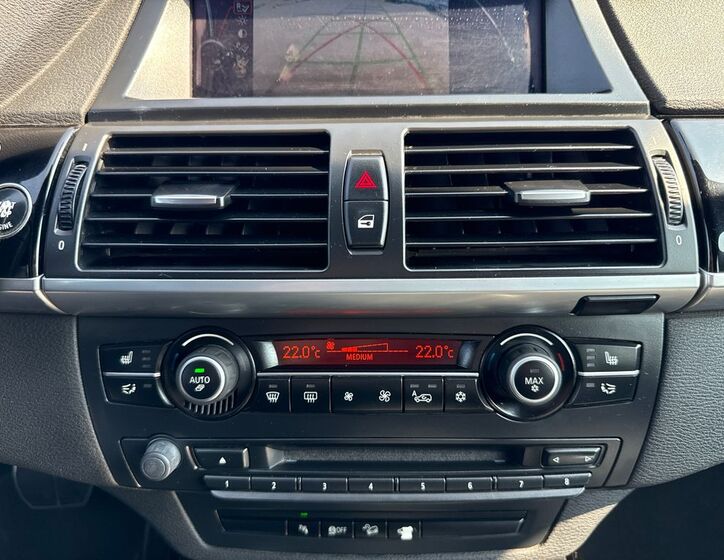 BMW X5 SUV 3,0 l 180 kw