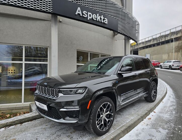 Jeep Grand Cherokee 1
