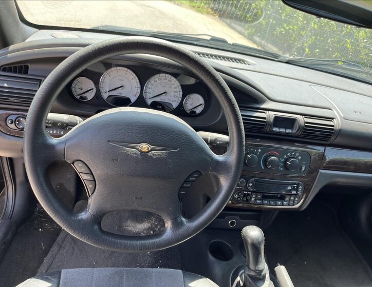 Chrysler Sebring Kabriolet 2,0 l 104 kw