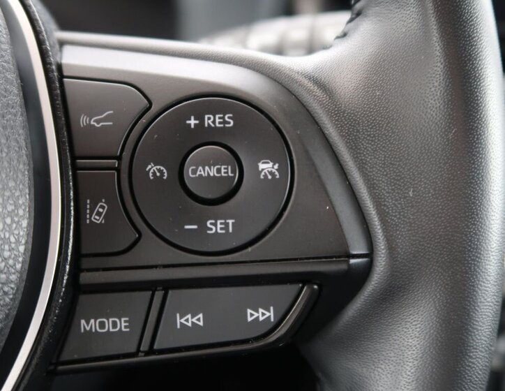Toyota RAV4 SUV / Terénní 2,5 l 131 kw