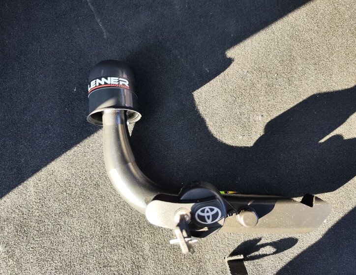 Toyota RAV4 SUV 2,5 l 163 kw