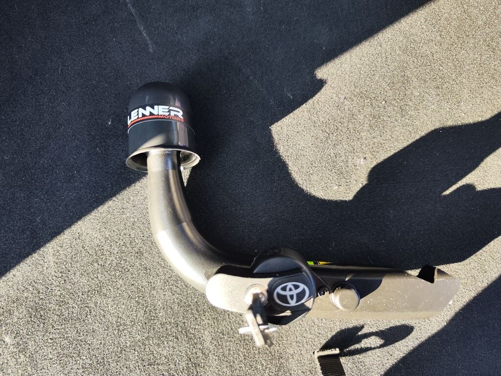 Toyota RAV4 SUV 2,5 l 163 kw