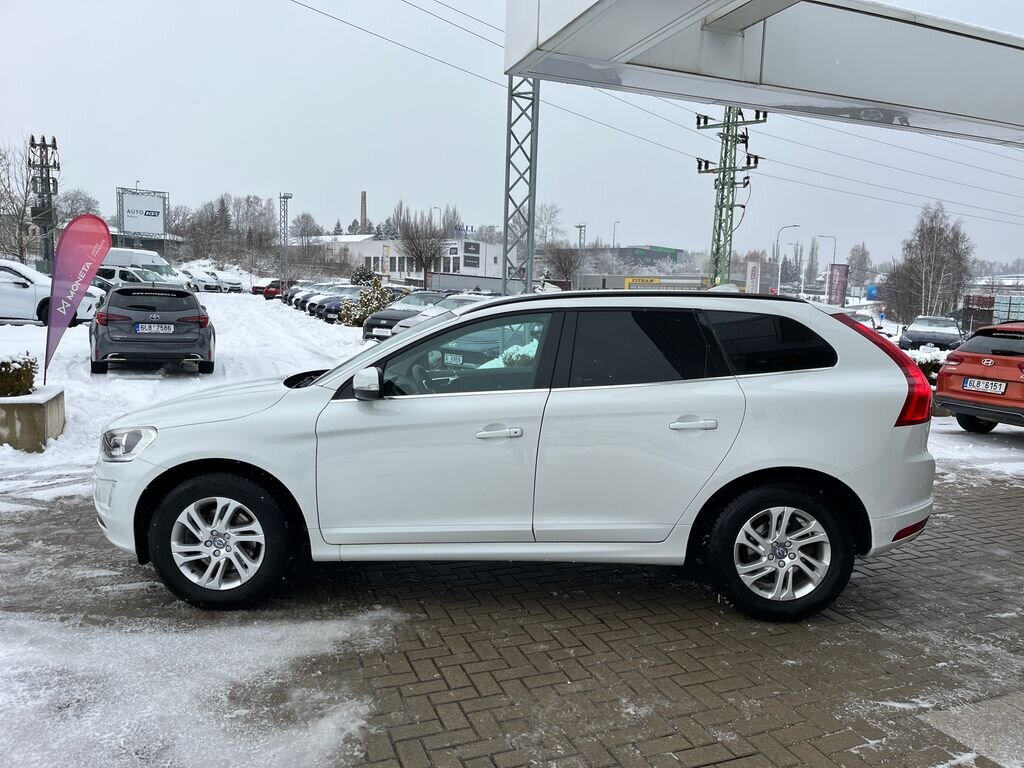 Volvo XC60 SUV 2,4 l 140 kw