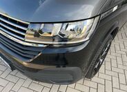 Volkswagen Caravelle 10