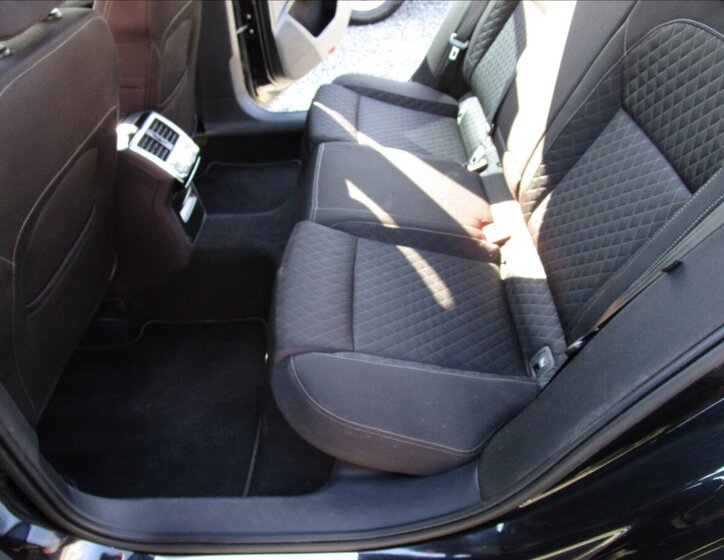 Škoda Superb Kombi 2,0 l 110 kw