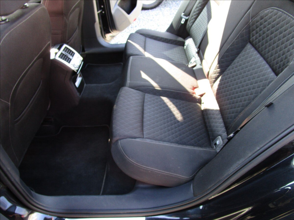 Škoda Superb Kombi 2,0 l 110 kw