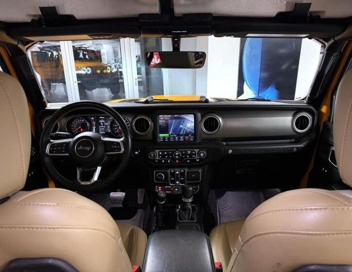 Jeep Wrangler 23