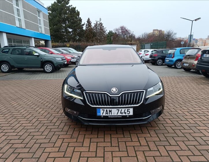 Škoda Superb Liftback 2,0 l 140 kw