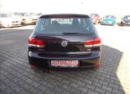 Volkswagen Golf 11