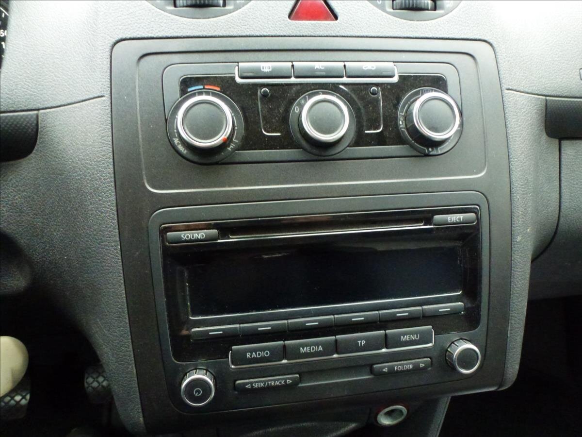 Volkswagen Caddy Skříň 1,6 l 55 kw