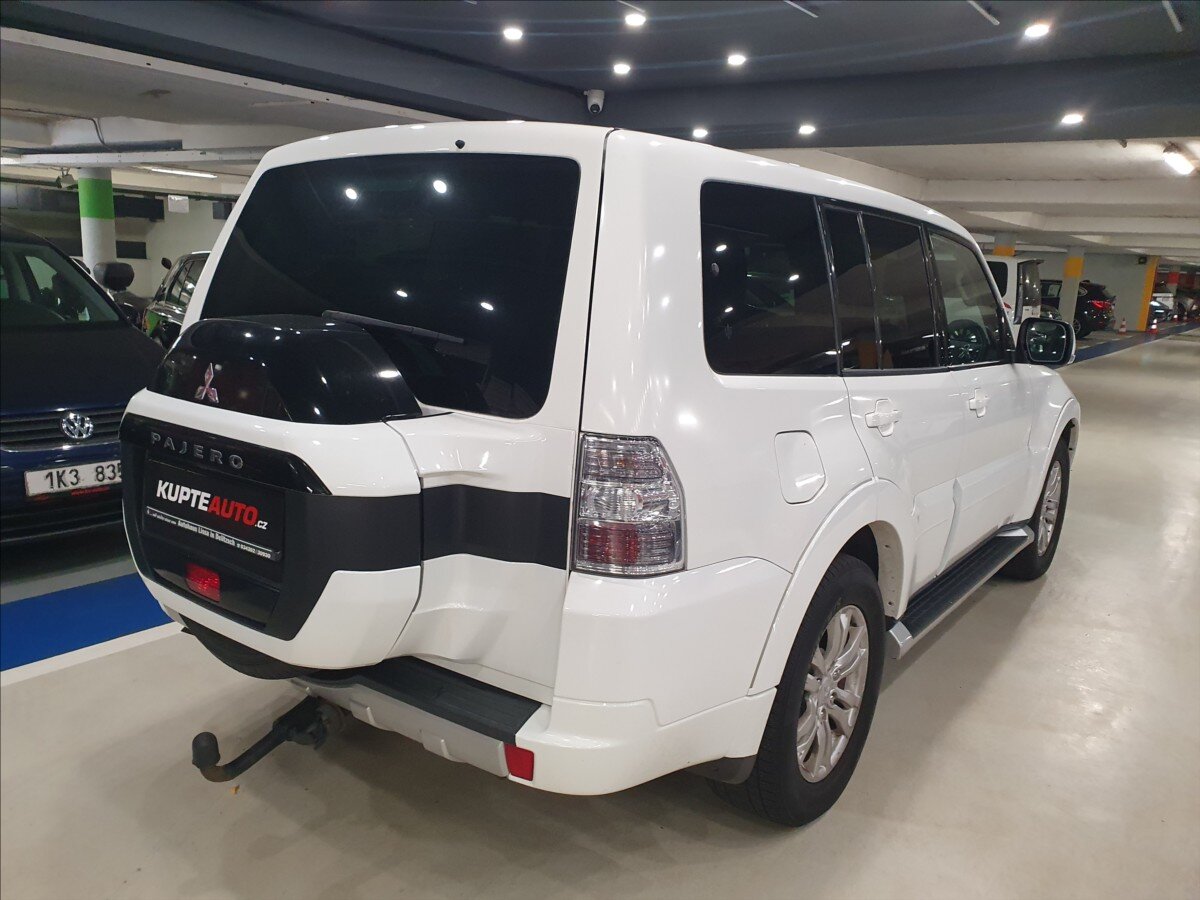 Mitsubishi Pajero Ostatní 3,2 l 147 kw