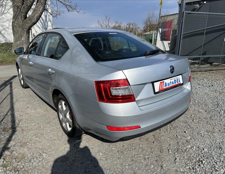 Škoda Octavia Liftback 1,4 l 103 kw