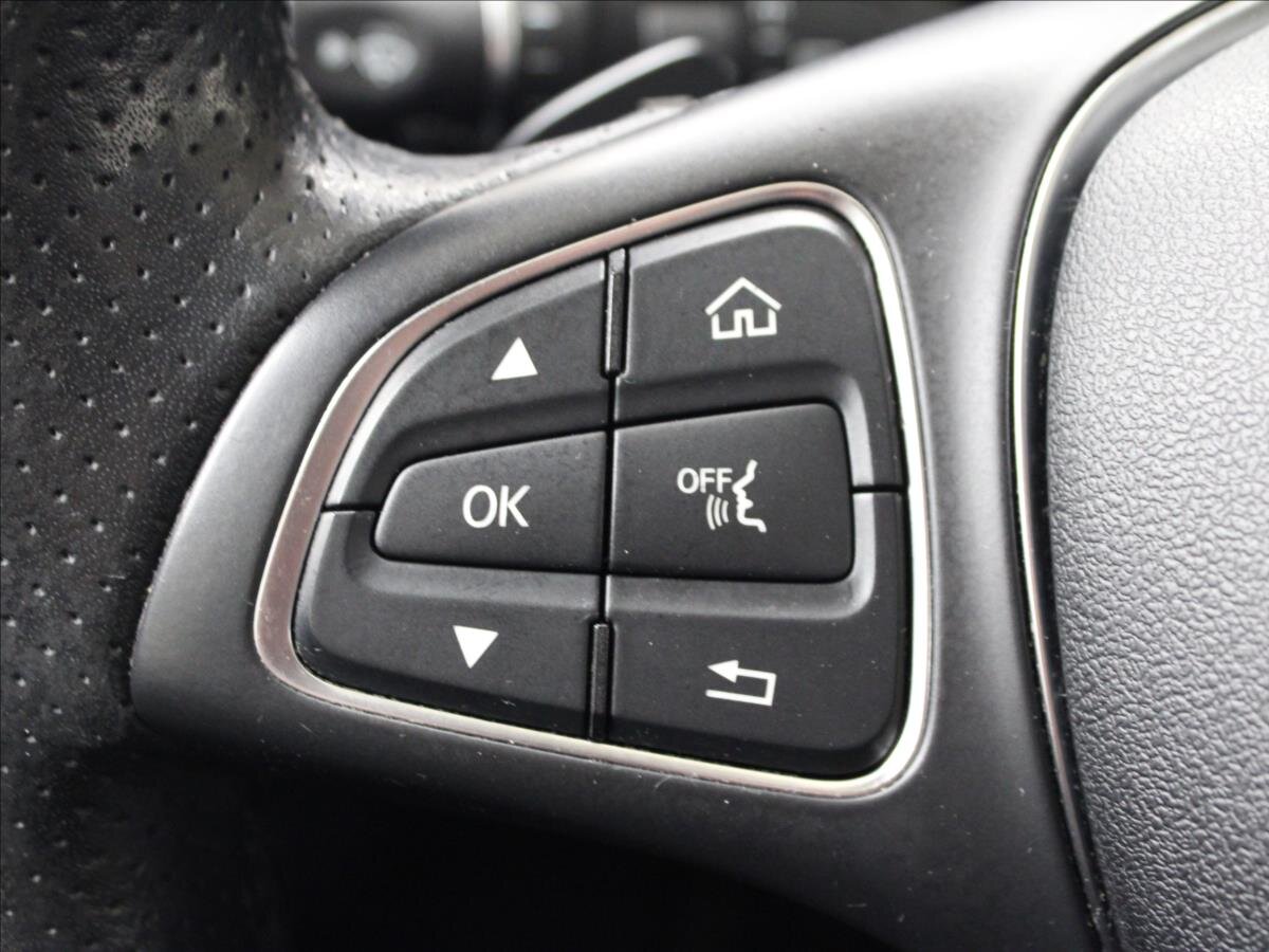 Mercedes-Benz Třídy C Kombi 2,0 l 135 kw