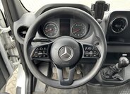 Mercedes-Benz Sprinter 12