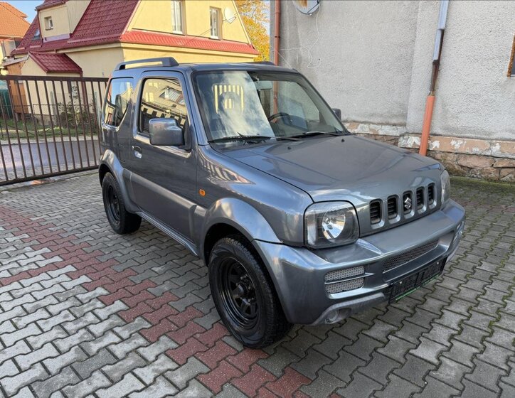 Suzuki Jimny 1