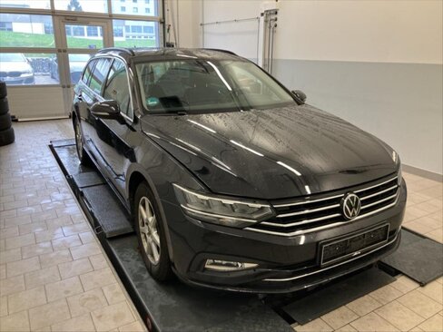 Volkswagen Passat Kombi 2,0 l 110 kw