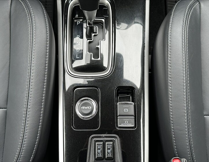 Mitsubishi Outlander 27