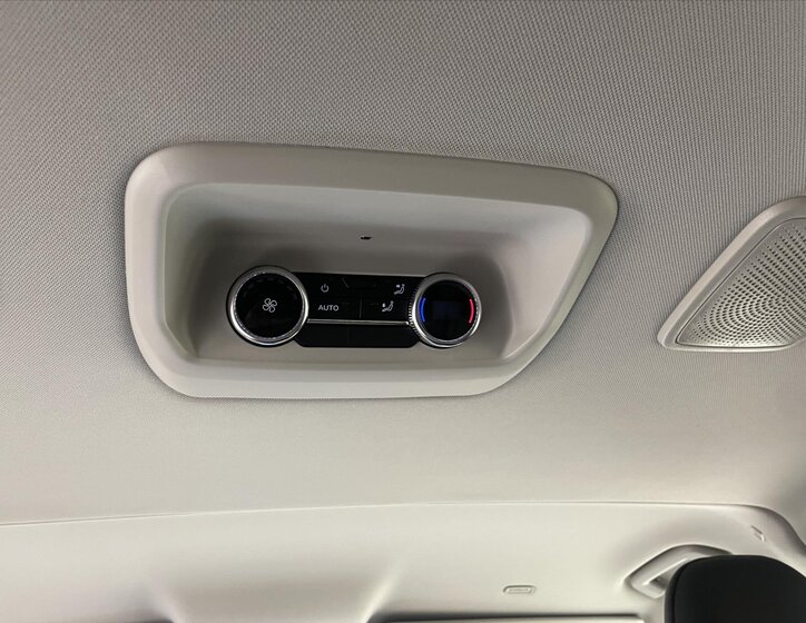 Volkswagen Caravelle Ostatní 2,0 l 125 kw