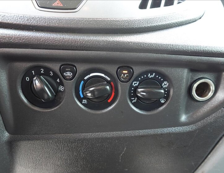 Ford Transit Ostatní 2,2 l 114 kw