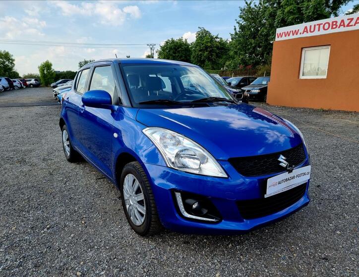 Suzuki Swift 1