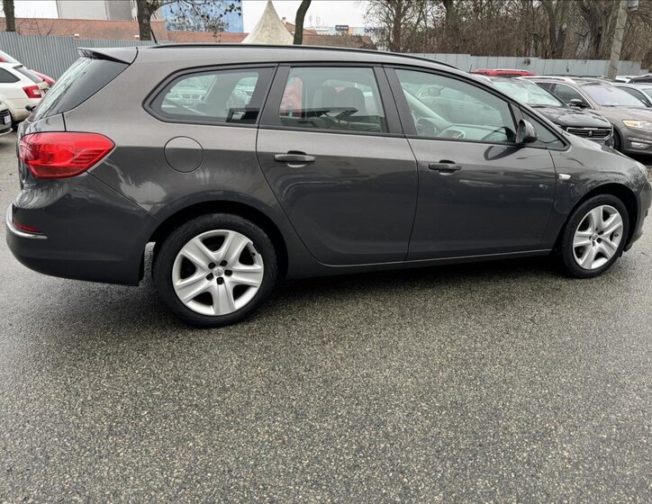 Opel Astra Kombi 1,4 l 103 kw