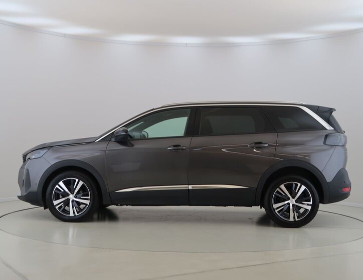 Peugeot 5008 SUV / Terénní 1,5 l 96 kw