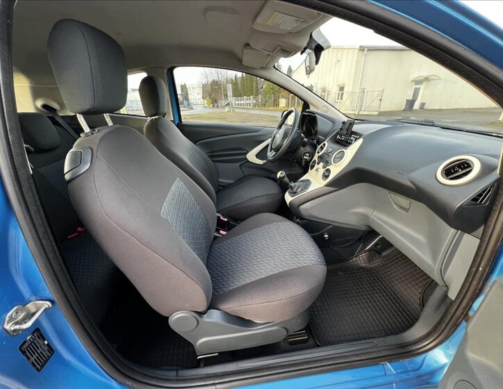 Ford Ka Hatchback 1,2 l 51 kw