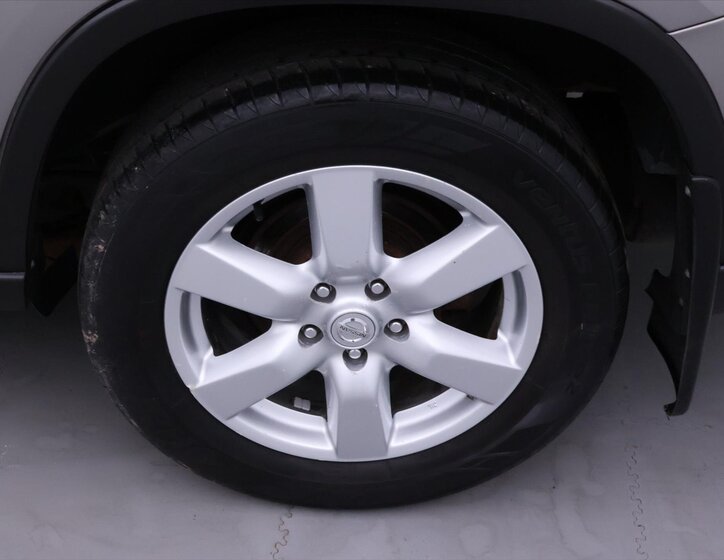 Nissan X-Trail SUV / Terénní 2,0 l 110 kw