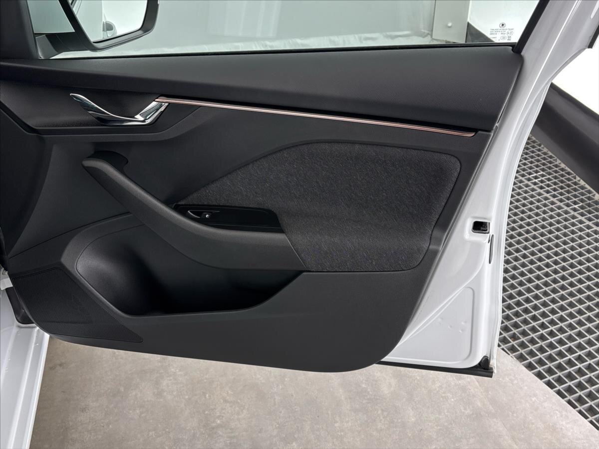 Škoda Scala Hatchback 1,5 l 110 kw