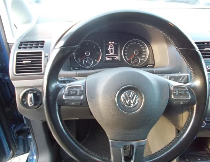 Volkswagen Touran 28