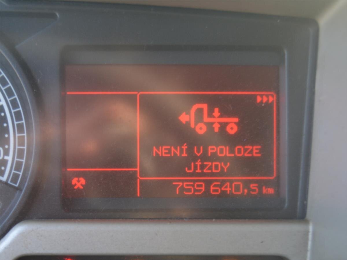 Renault Ostatní Valník 10,8 l 332 kw