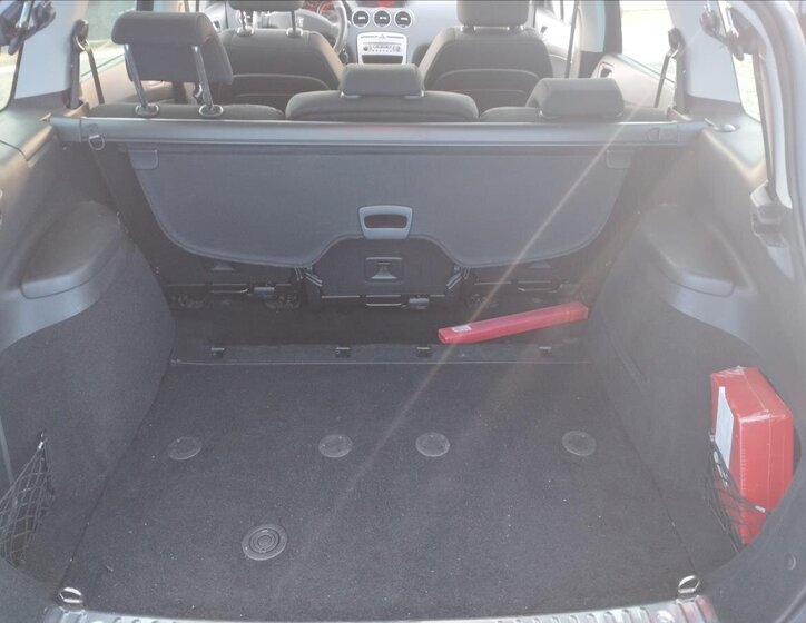 Peugeot 308 Kombi 1,6 l 80 kw