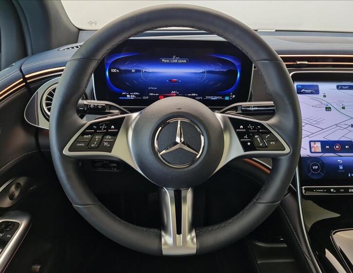 Mercedes-Benz EQE 10