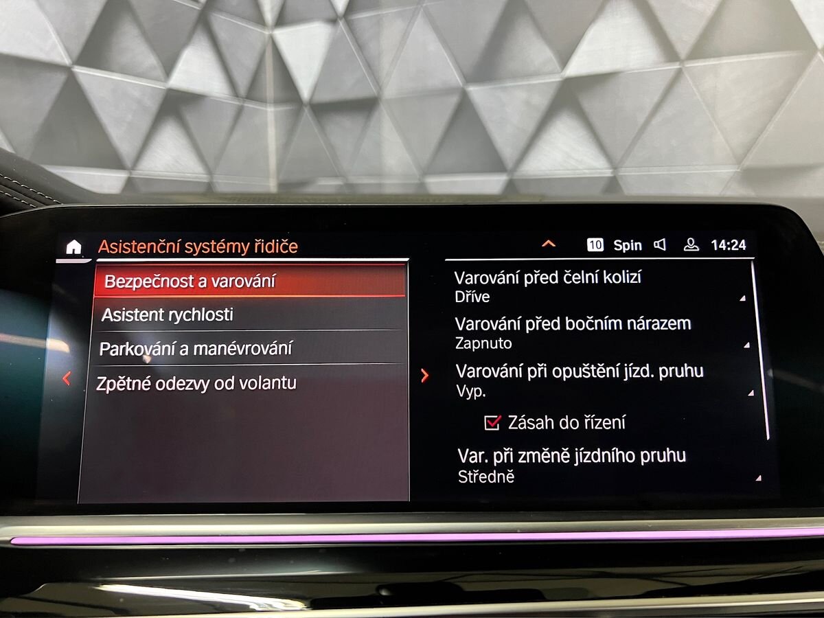 BMW X5 SUV 3,0 l 294 kw