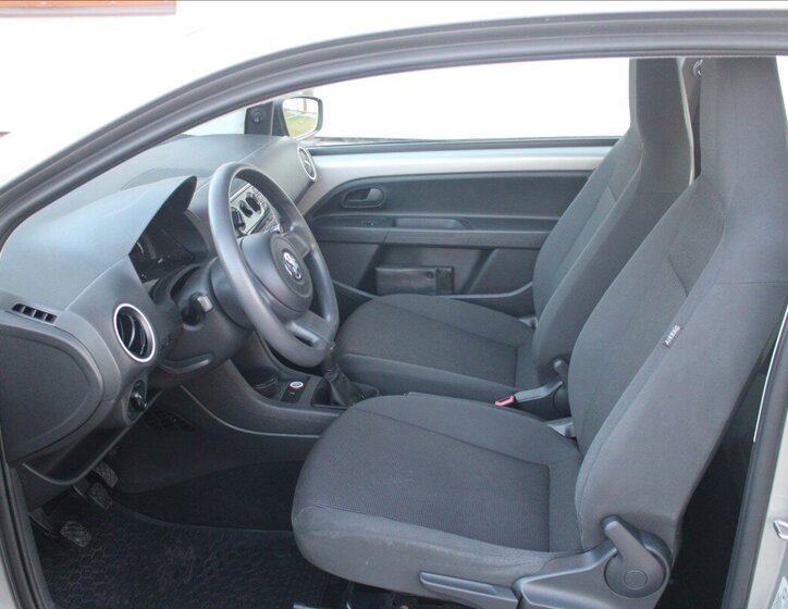 Volkswagen up! Hatchback 999,0 44 kw