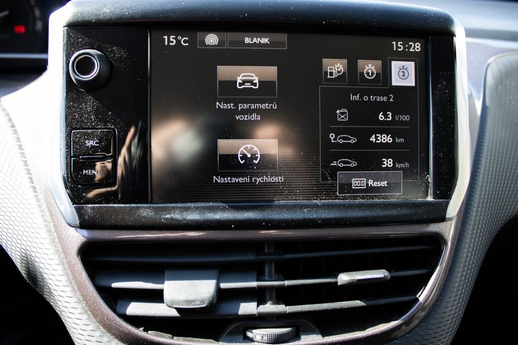 Peugeot 2008 SUV / Terénní 1,2 l 60 kw