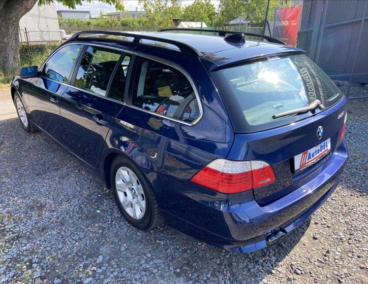 BMW Řada 5 Kombi 3,0 l 145 kw