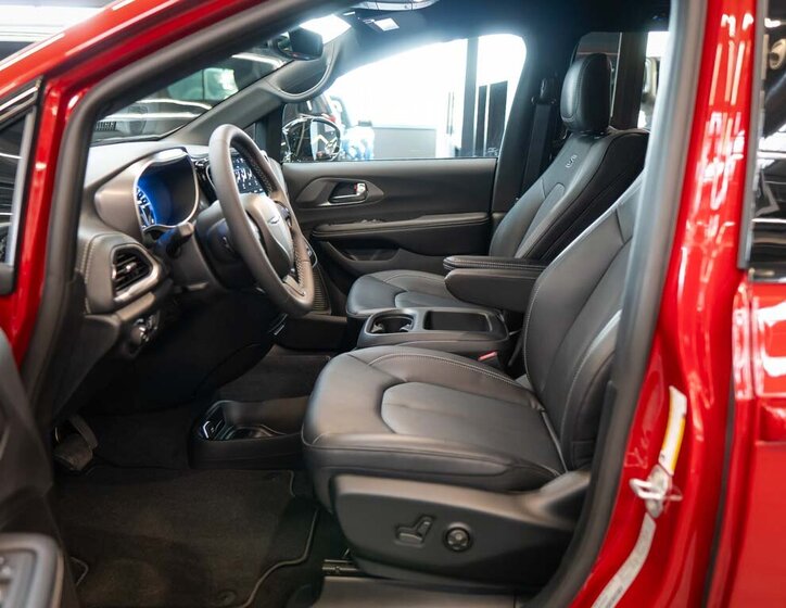 Chrysler Pacifica MPV 3,6 l 221 kw