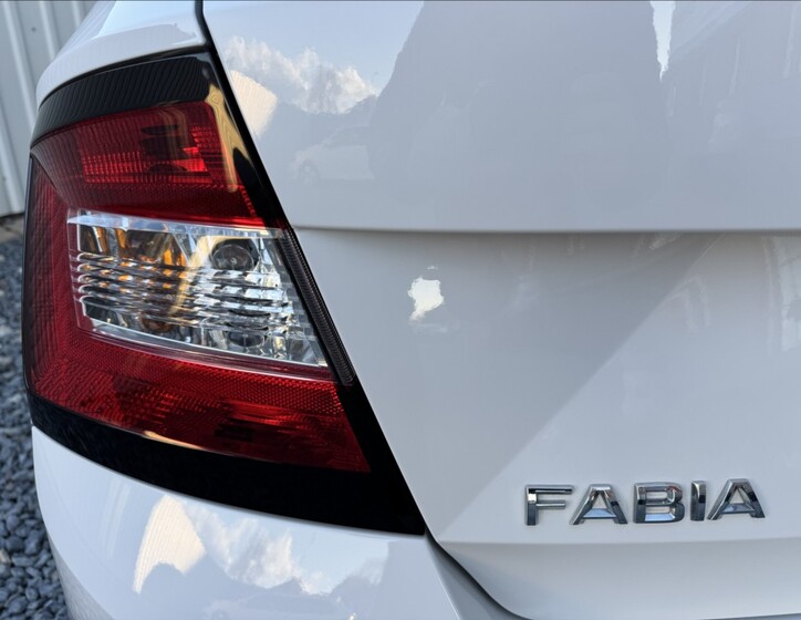 Škoda Fabia 15
