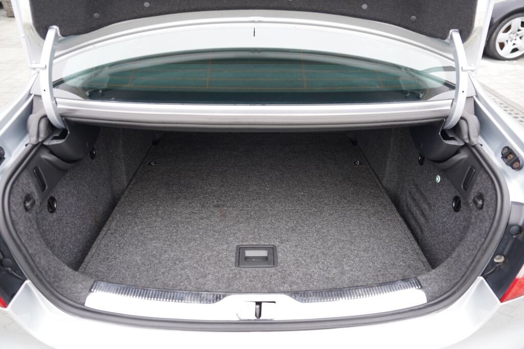 Škoda Superb Sedan 1,8 l 118 kw