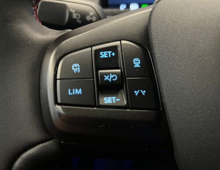 Ford Mustang Mach-E SUV / Terénní 0,0 198 kw