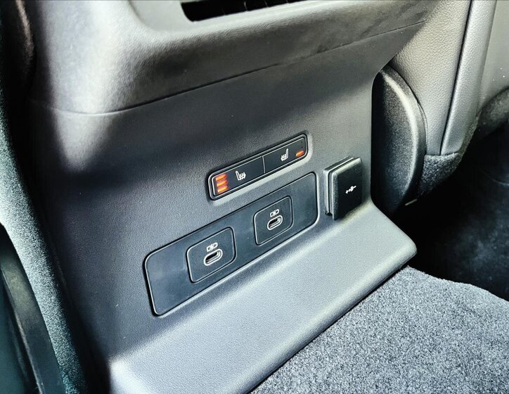 Land Rover Range Rover Velar 31