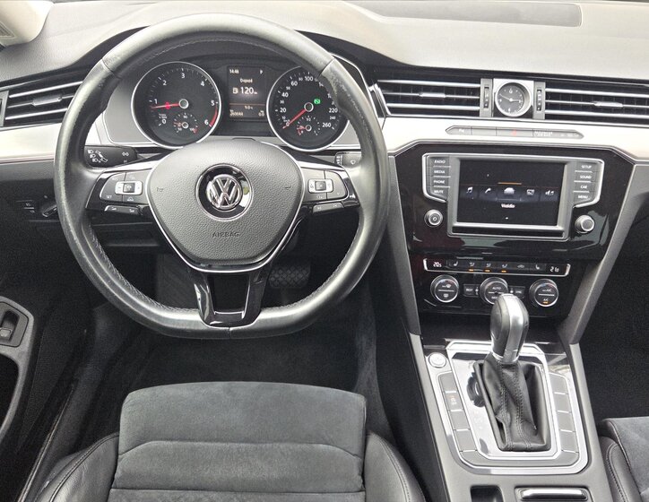 Volkswagen Passat Sedan / Limuzína 2,0 l 110 kw