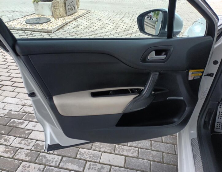 Citroën DS4 Hatchback 1,6 l 147 kw