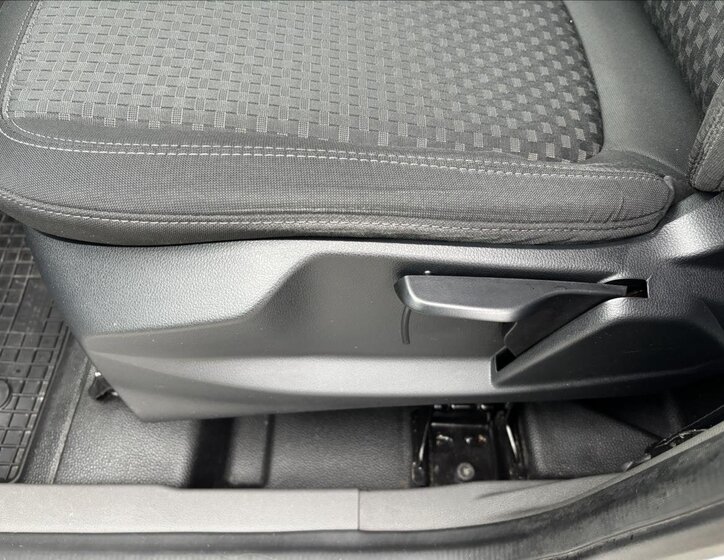 Ford Transit Connect 18